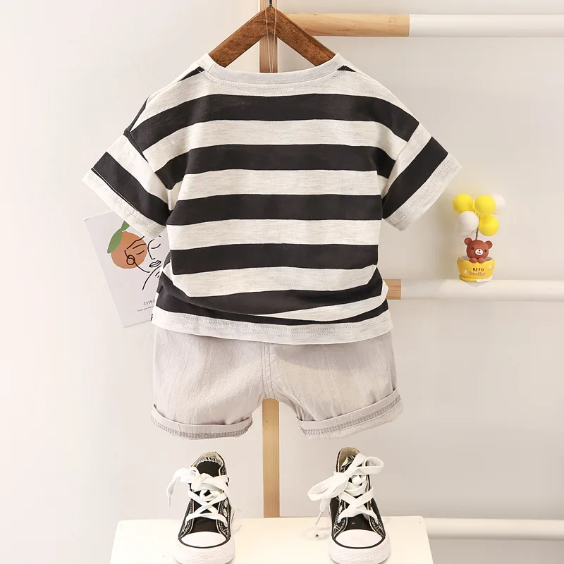 Conjunto verano bebé: camiseta rayas algodón y pantalón corto - imagen 5