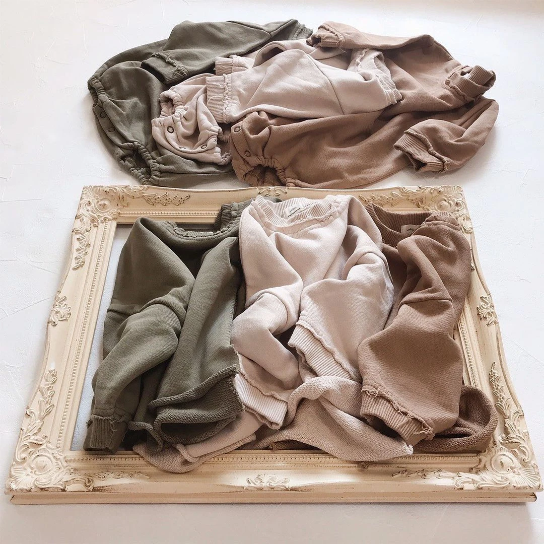 Sudadera para primavera en look casual