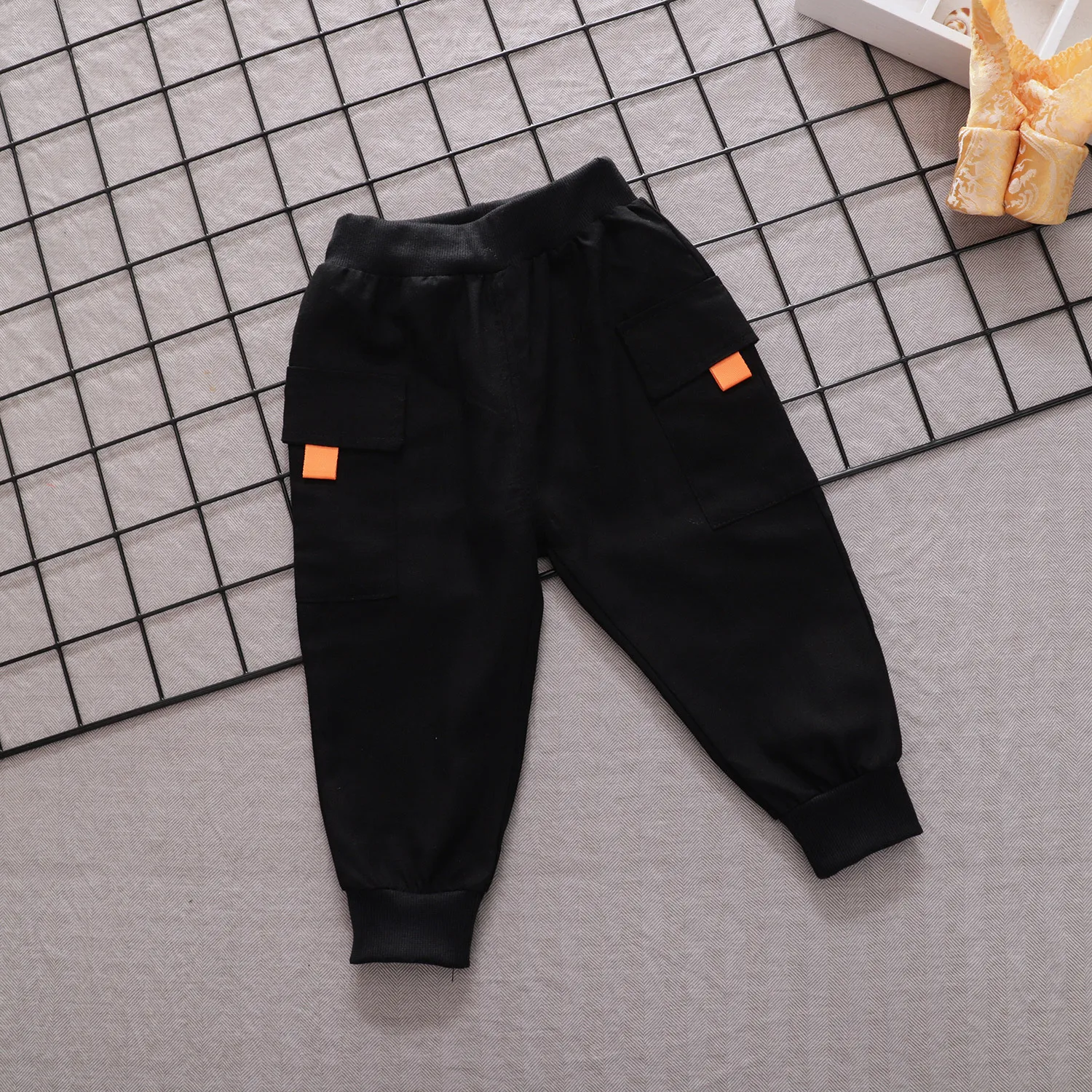 Detalle de estilo deportivo infantil