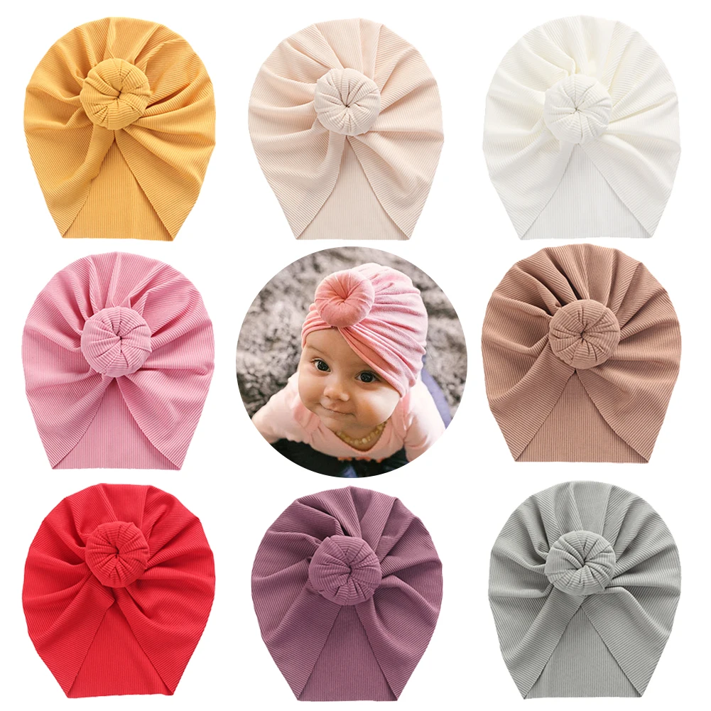 Gorro acanalado para bebé en tonos neutros