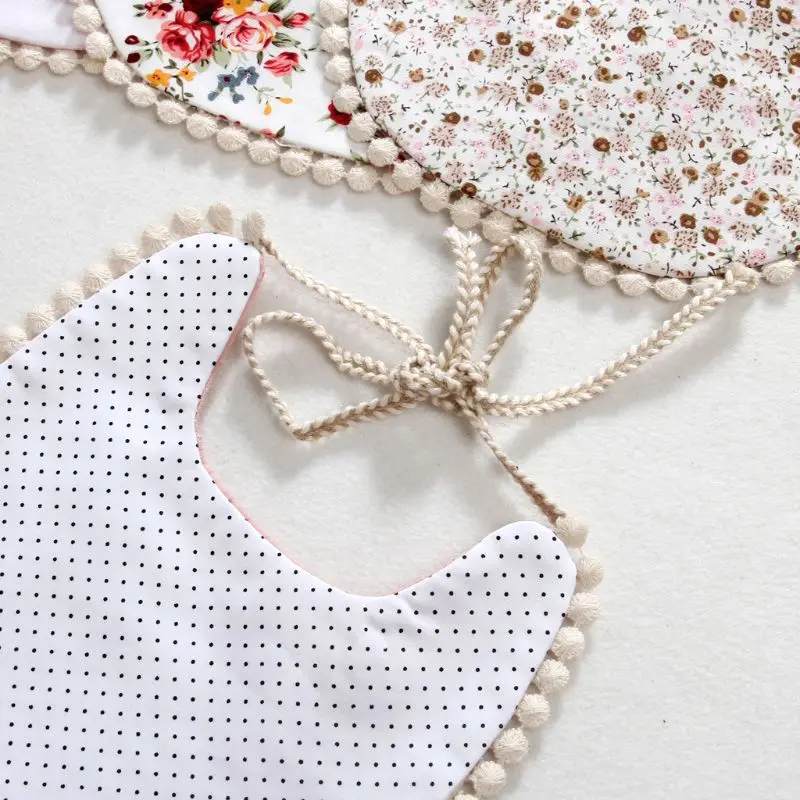 Babero de algodón con tela absorbente para eructos – Diseño floral - imagen 4