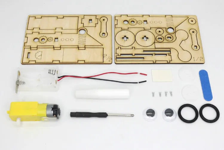 Robot de madera eléctrico que camina - vista frontal