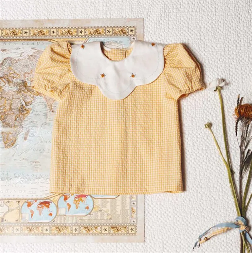 Blusa de niña de manga corta con estampado floral – ligera - imagen 2
