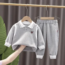 Ropa de primavera para niña – chándal deportivo
