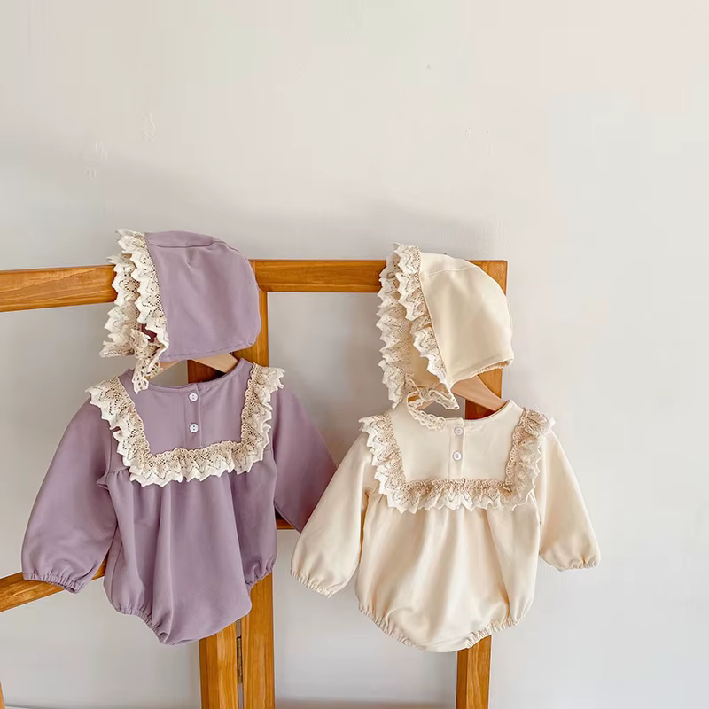 Textura y acabado del tejido del body infantil
