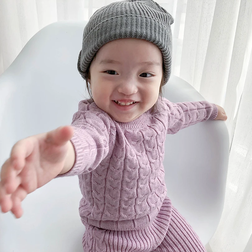 Conjunto bebé de punto otoño-invierno: sudadera y pantalón - imagen 2