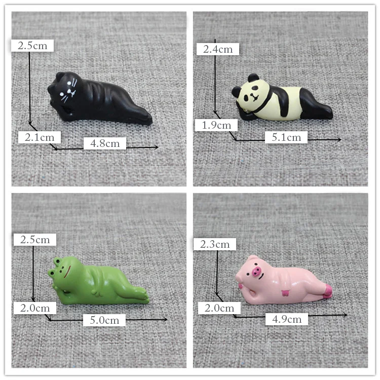 Conjunto de panda y rana en jardín