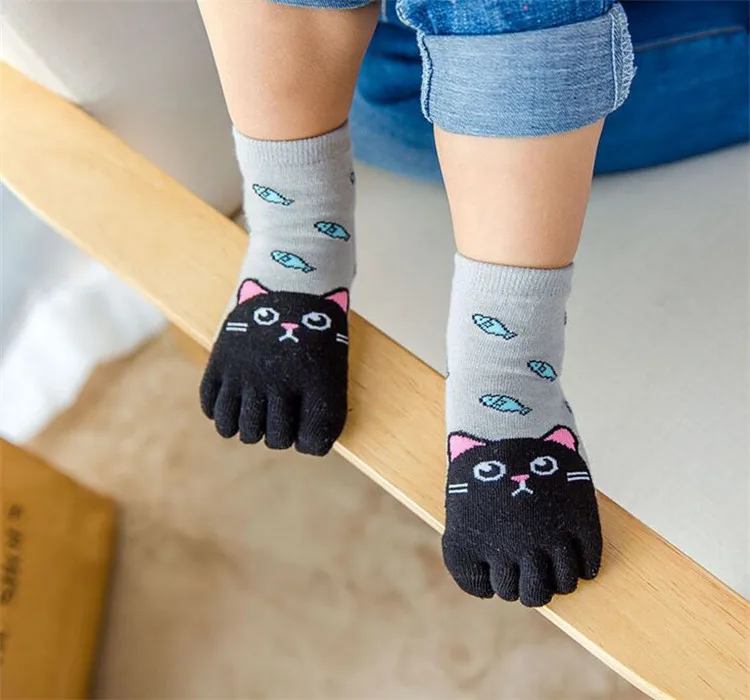 Patrones variados de calcetines para niños