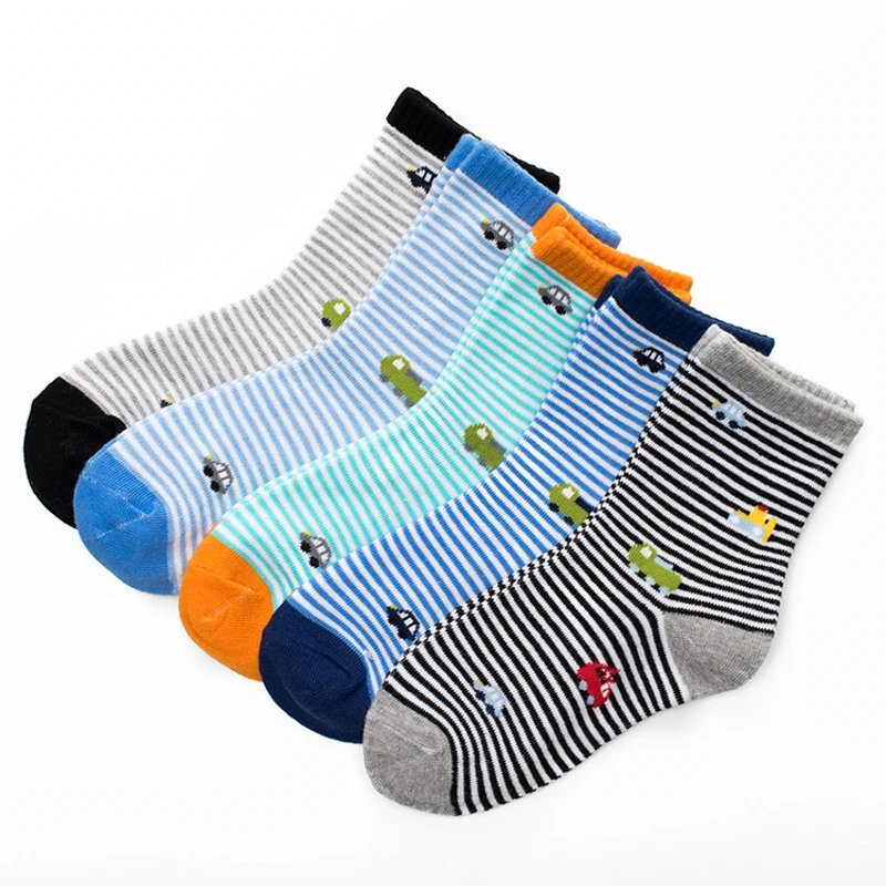 Calcetines de algodón con coches para niños 2-10 años - imagen 3