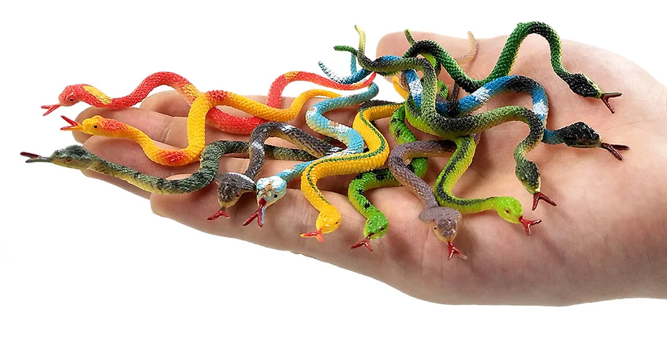 Conjunto de 12 figuras en miniatura