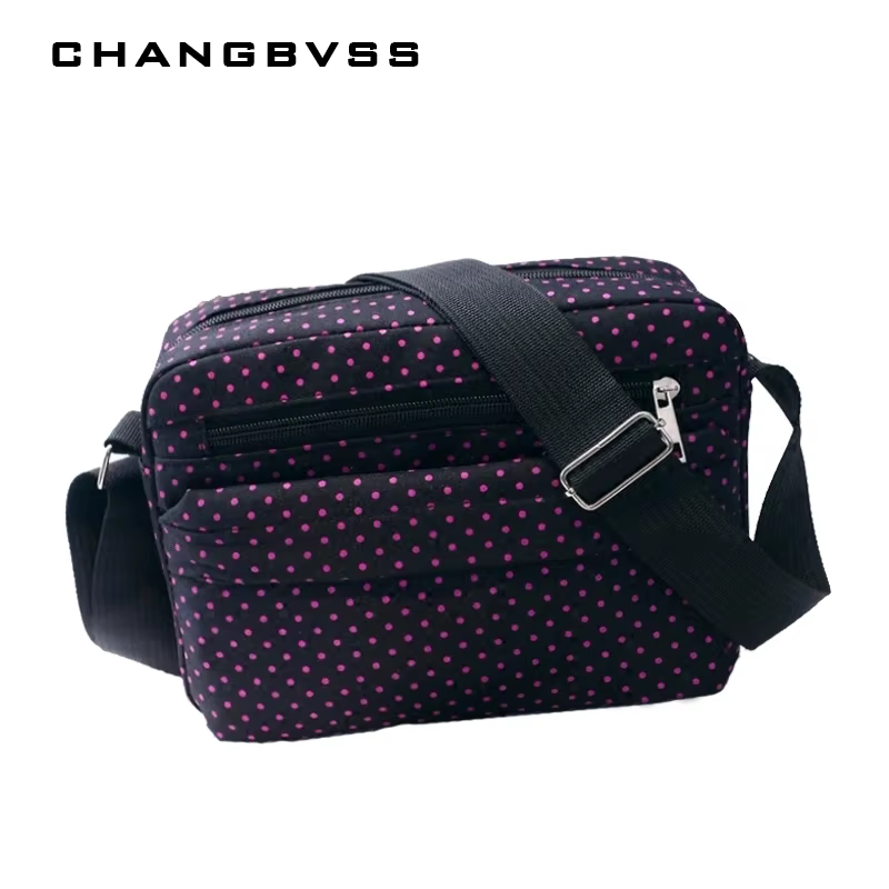 Bolsa de pañales portátil con patrón de puntos para carrito de bebé - imagen 2