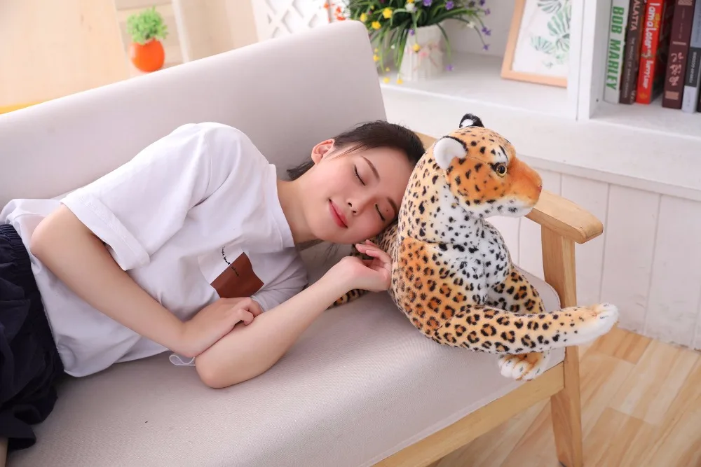 Vista del peluche en entorno de juego