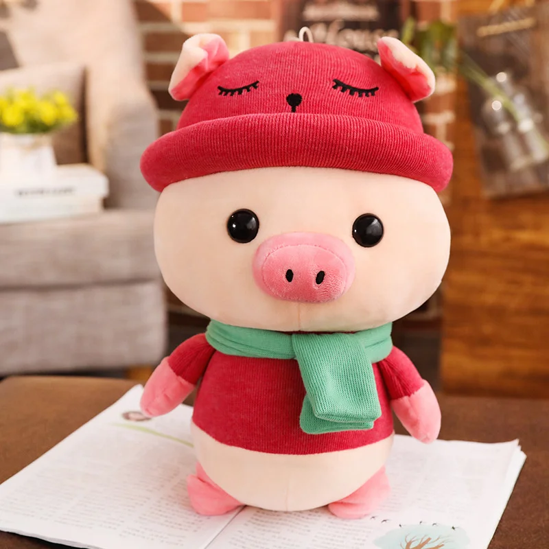 Colgante de peluche de cerdito con ropita suave para coche y mochila - imagen 3