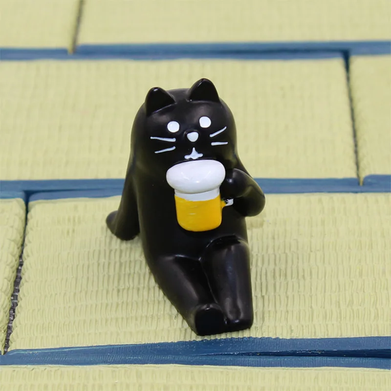 Figurilla de resina gato negro para decoración habitación infantil - imagen 2