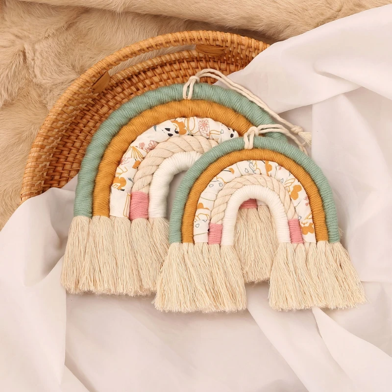 Colgante de macramé para decorar la habitación del bebé - imagen 3