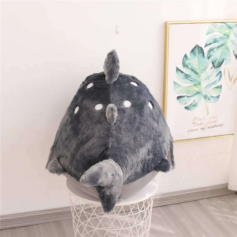 Almohada de peluche tiburón para dormir y abrazar - imagen 4