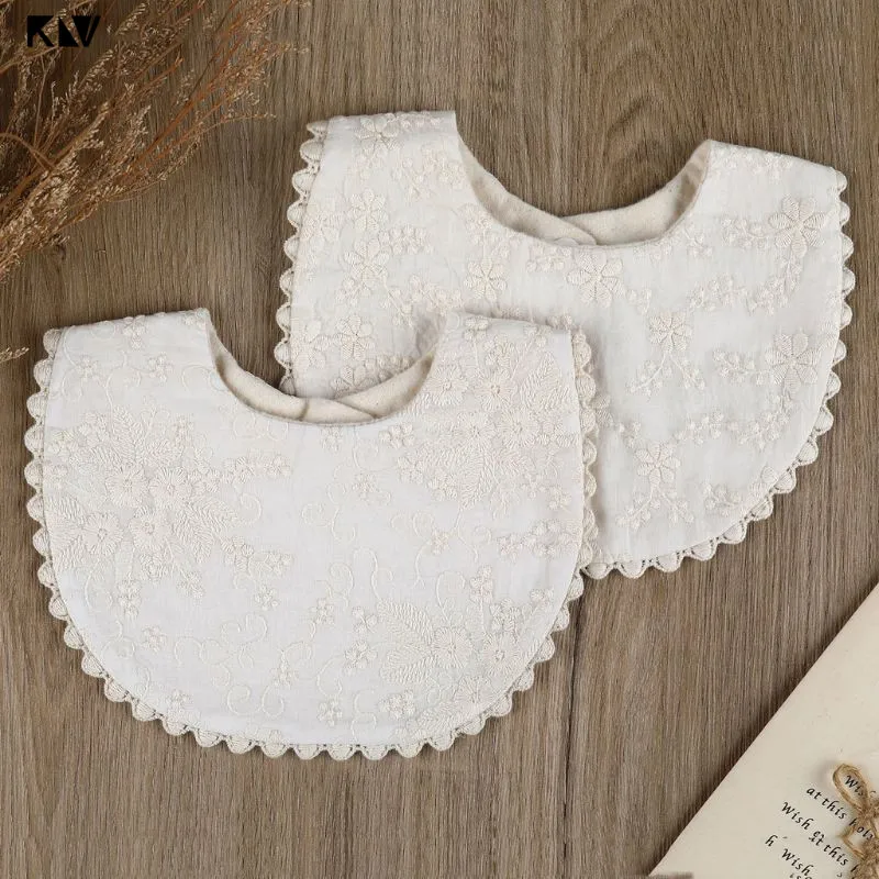 Babero bordado floral de algodón para bebé – Ajustable para alimentación - imagen 2