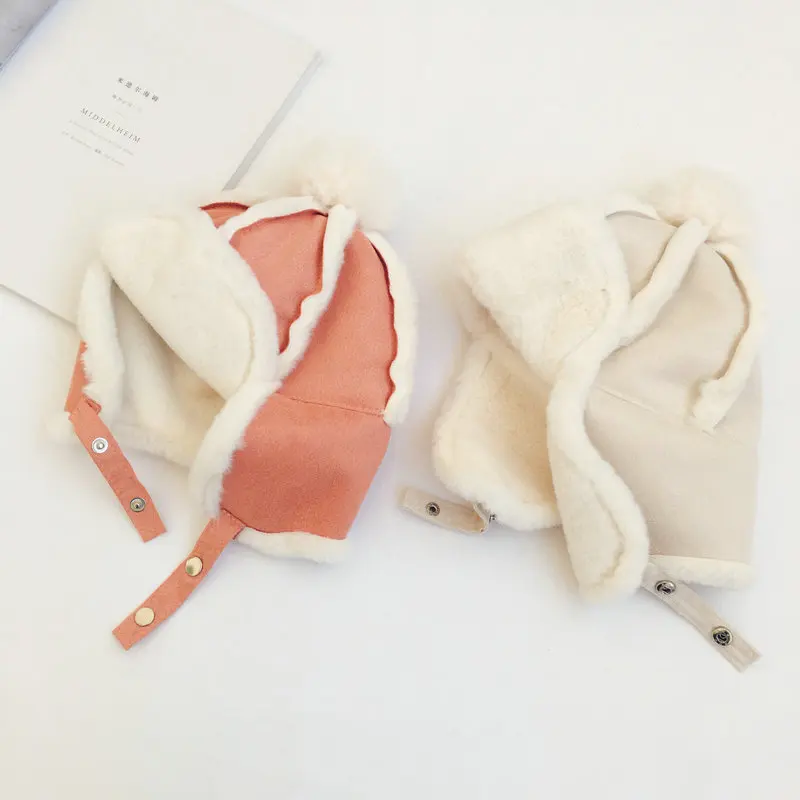 Gorro infantil de piel sintética y felpa