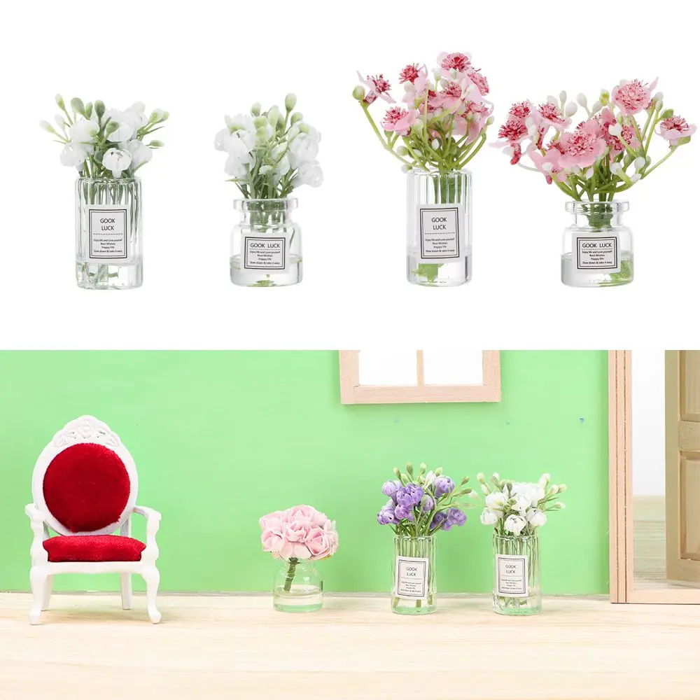 Florero rosa en miniatura