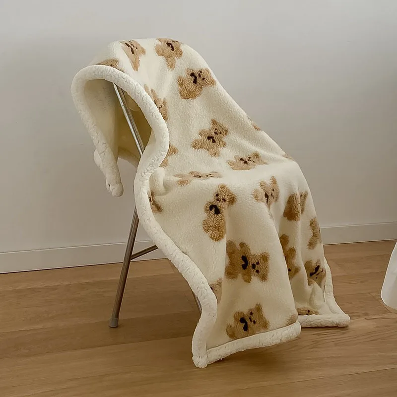 Manta acolchada para bebé en ambiente de invierno