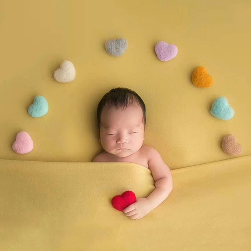 Fieltro decorativo para sesión de fotos de recién nacido – Arcoíris, estrellas y corazón - imagen 3