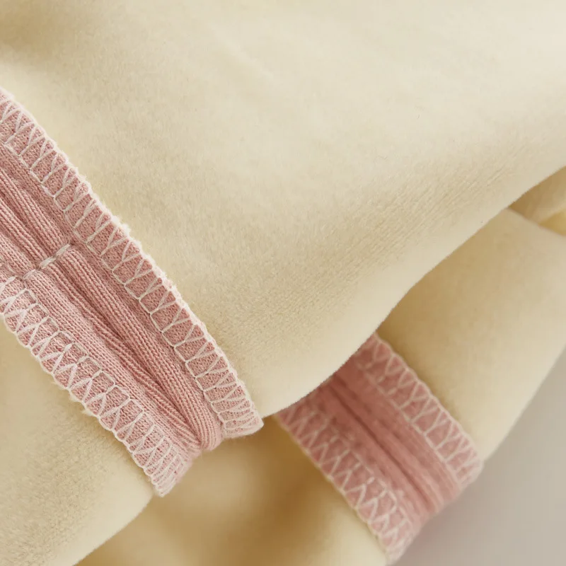 Conjunto infantil de camiseta y pantalón de invierno suave - imagen 2