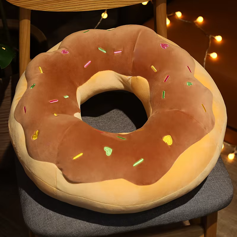 Cojín donut de chocolate de peluche navideño