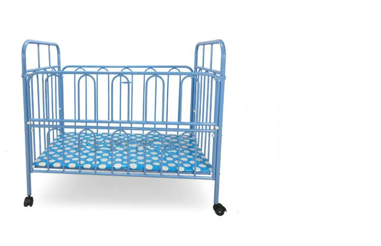 Cama de juegos para bebé