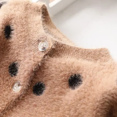 Cárdigan de punto con lunares para niña – Colección primavera - imagen 3
