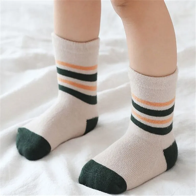 Calcetines de bebé de algodón suaves y cálidos para otoño-invierno - imagen 2