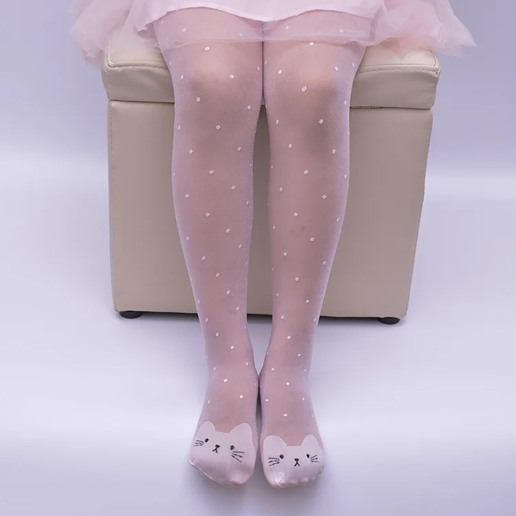 Pantimedias infantiles con diseño de gatos