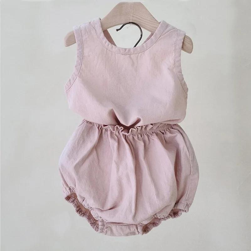 Ropa de verano para bebé: chaleco de lunares MILANCEL