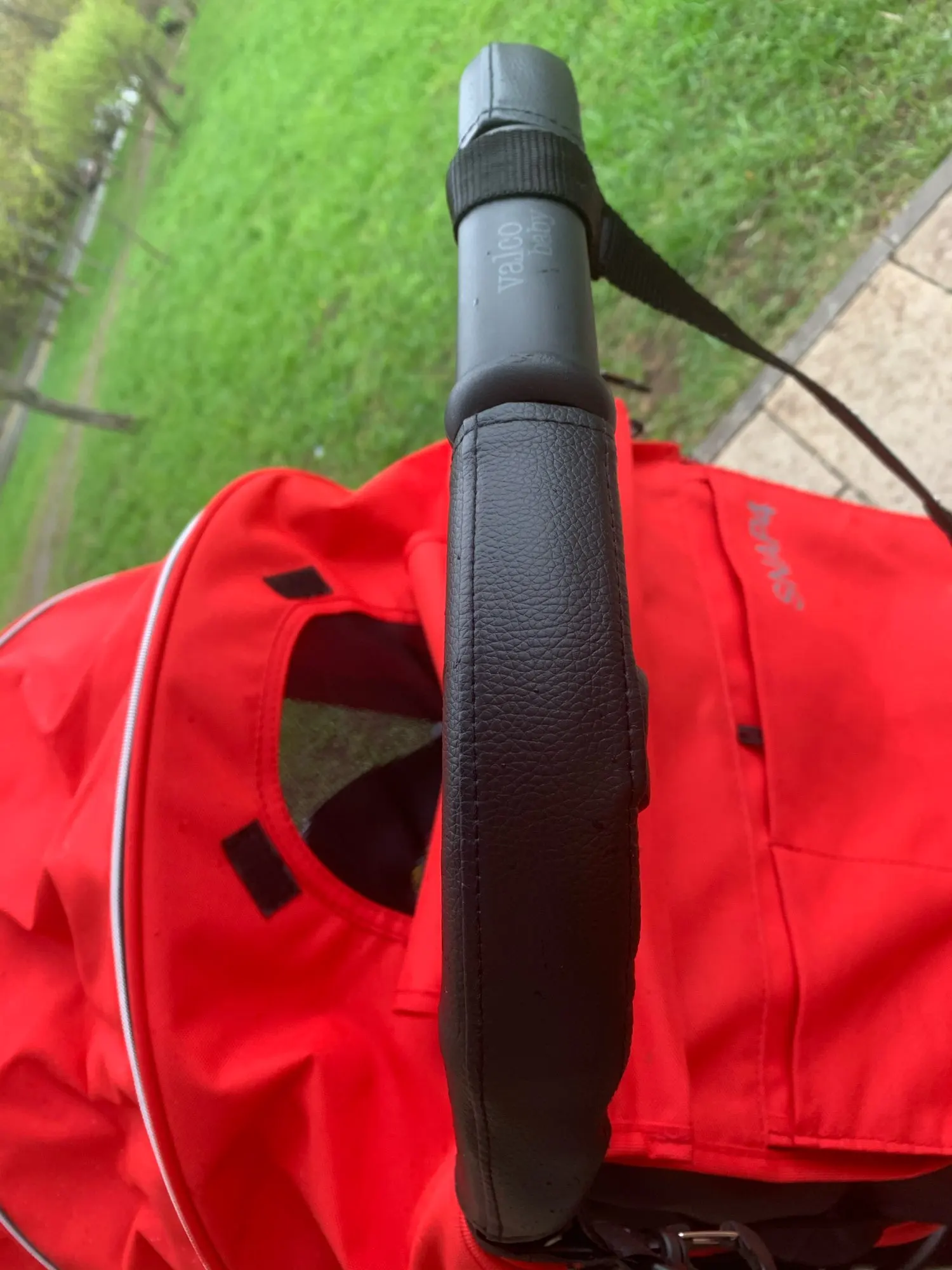 Valco Baby Snap 4 – Funda de cuero con asa para silla de paseo - imagen 3