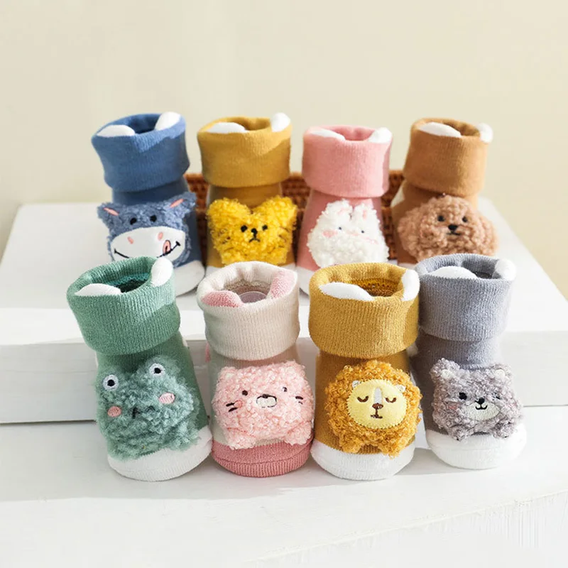 Calcetines antideslizantes de invierno para bebé con motivos animales - imagen 2
