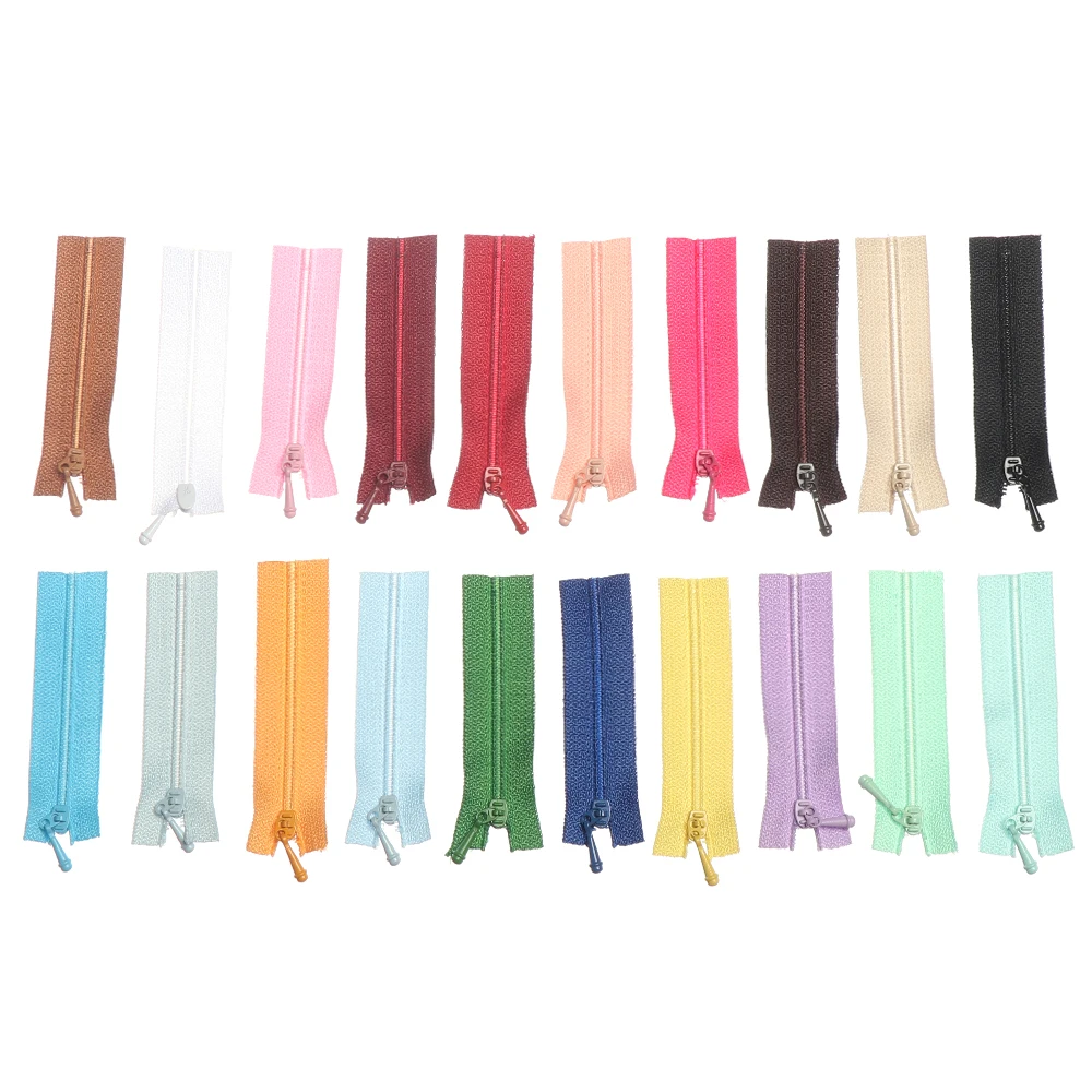 Variedad de colores disponibles en mini cremalleras