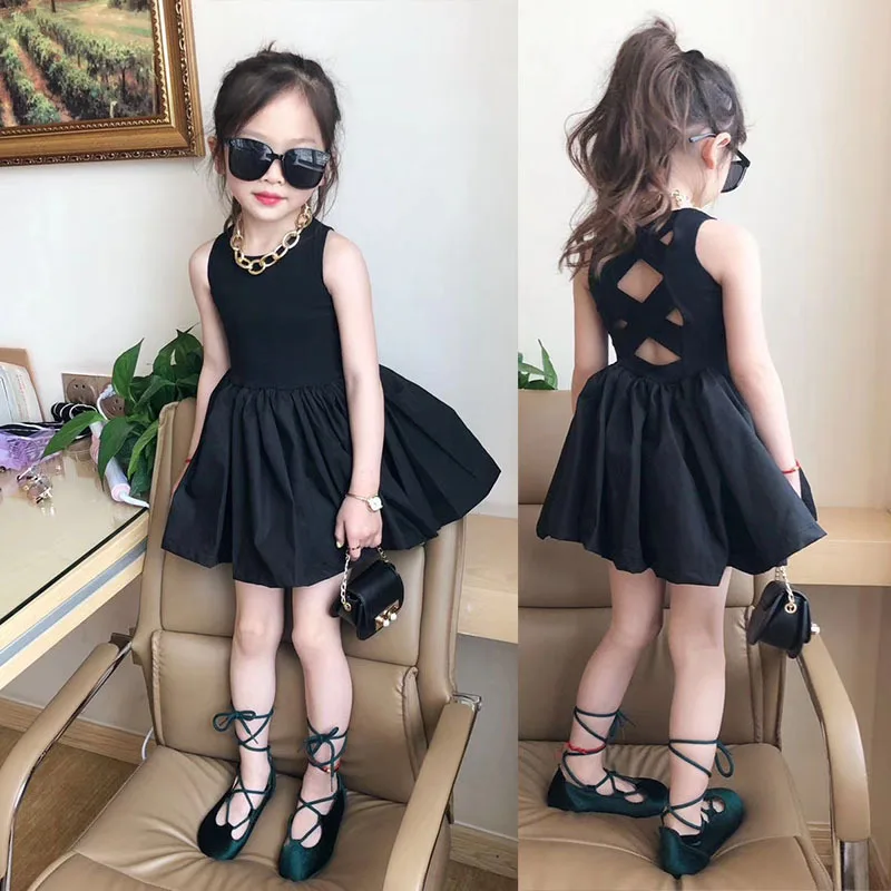 Vestido de Tsaujia en negro para niña