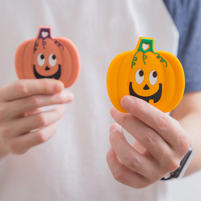 Mordedor de silicona alimentaria para bebé con calabaza y calavera - imagen 2