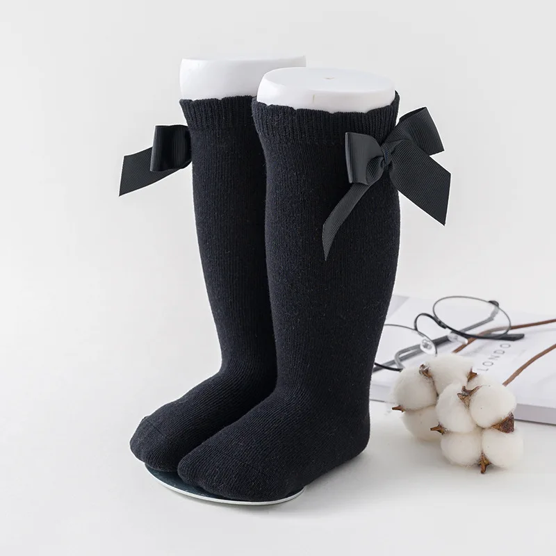Calcetines con lazo para bebé – Algodón suave invierno - imagen 4