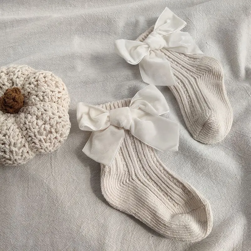 Calcetines navideños para bebé: tobilleros de punto grueso con lazo - imagen 4