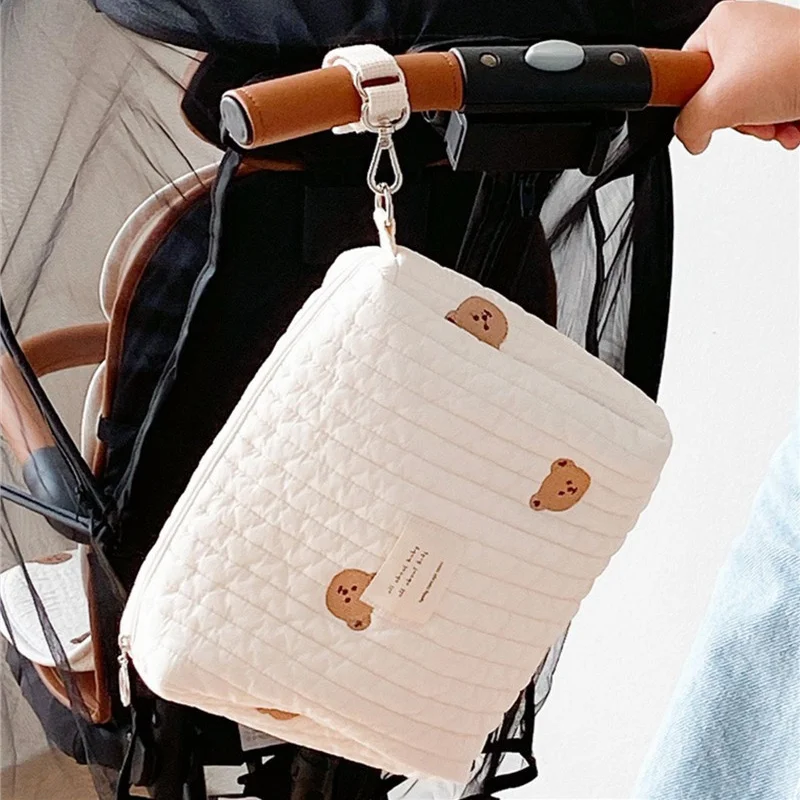 Bolsa de pañales maternal con compartimentos bordado oso - imagen 3