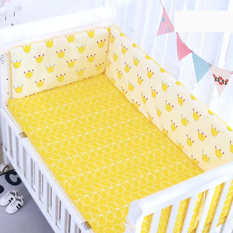Protector de cuna acolchado con estampado infantil antichoques - imagen 3