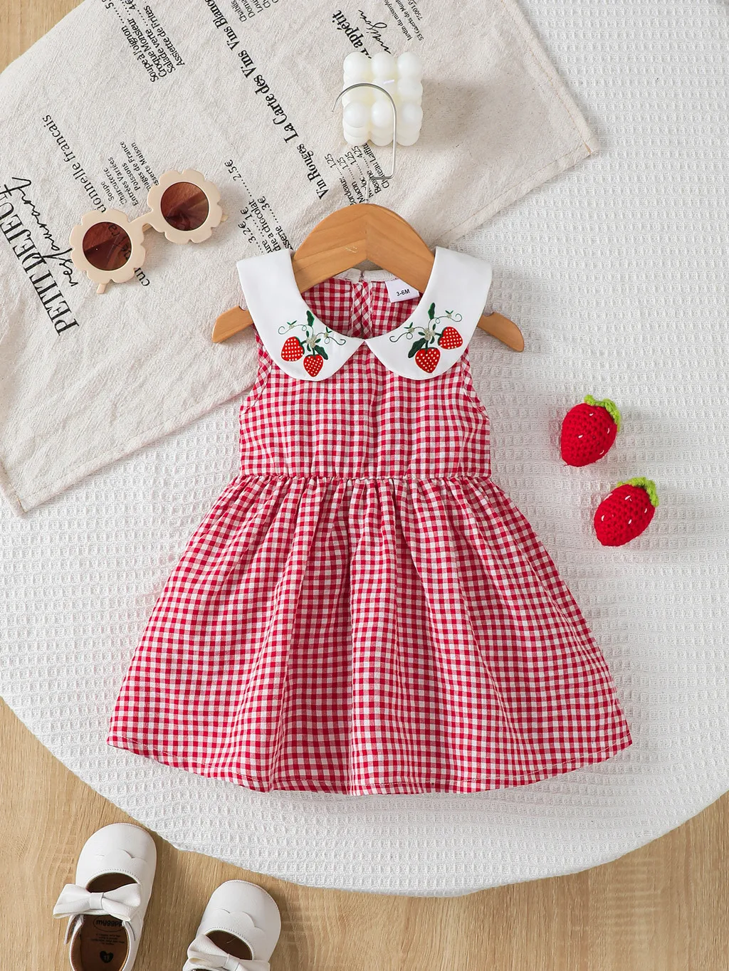 Detalle del estampado y caída del vestido