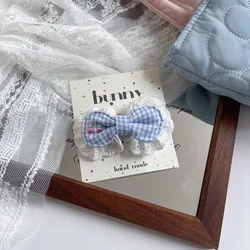 Horquilla de pelo infantil azul a cuadros con lazo de encaje