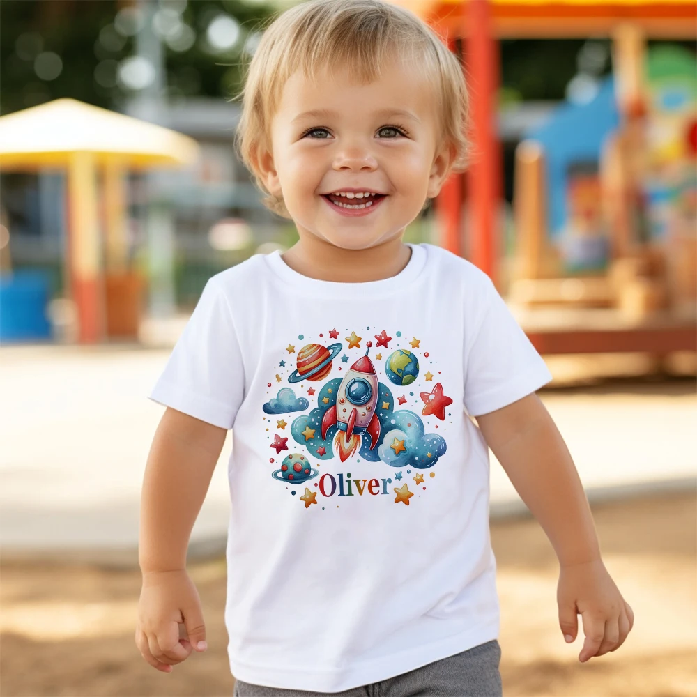 Camiseta de manga corta infantil de algodón con diseño cohete suave - imagen 5