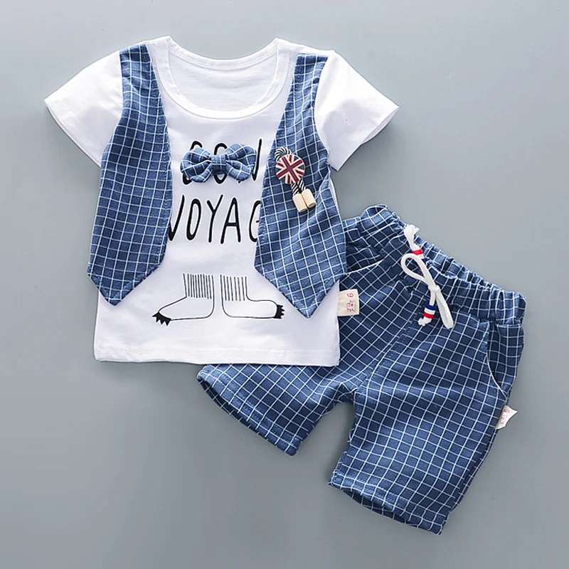 Detalle tejido transpirable niño verano