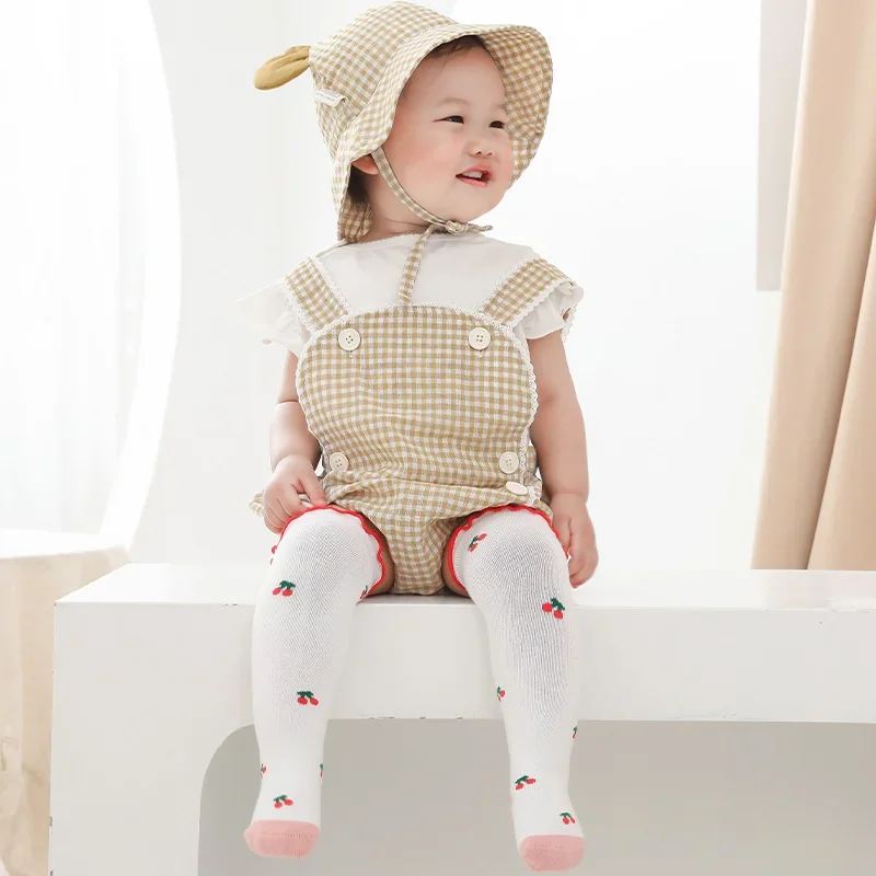 Calcetines hasta la rodilla de bebé niña con cerezas y volante - imagen 2