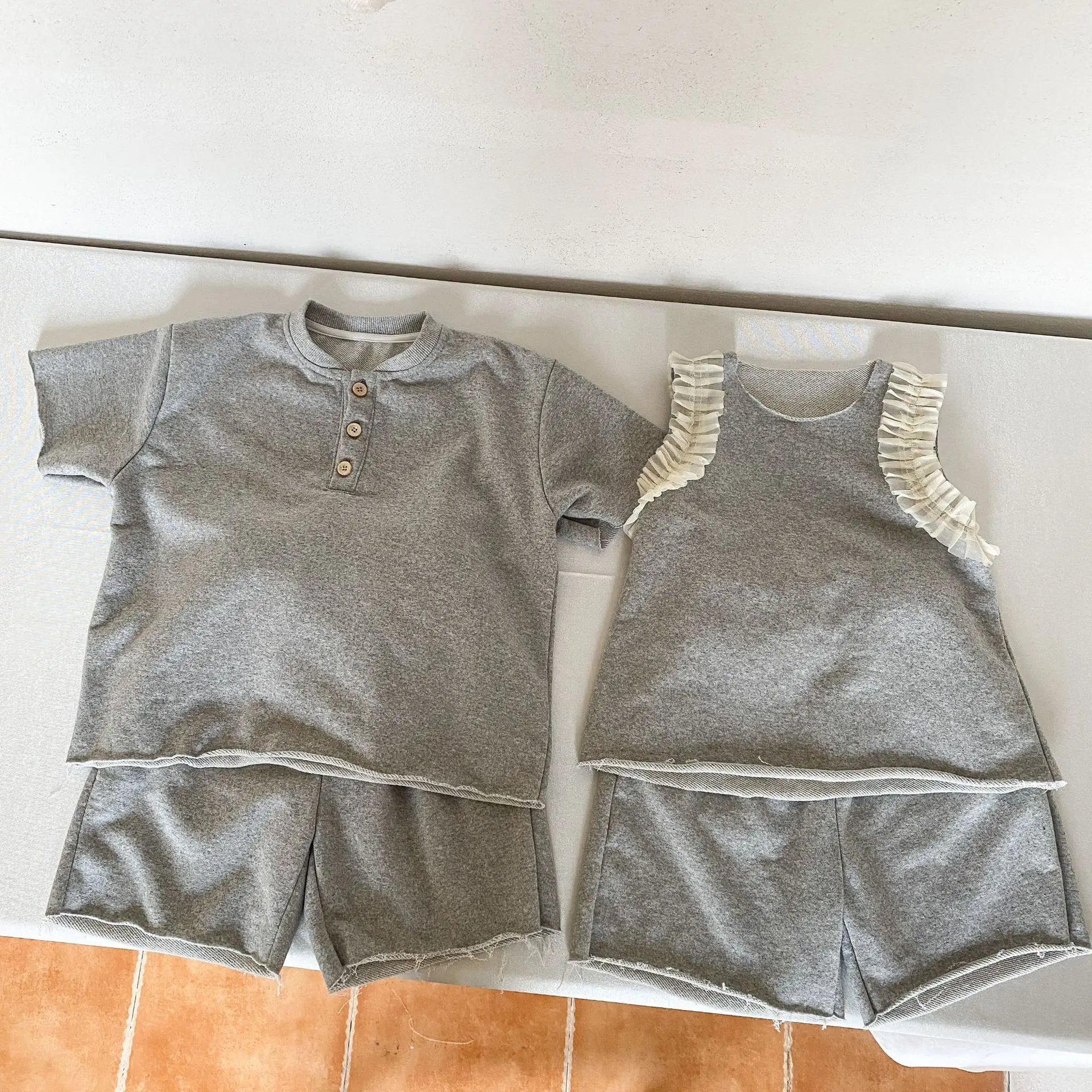 Camiseta holgada con diseño fresco