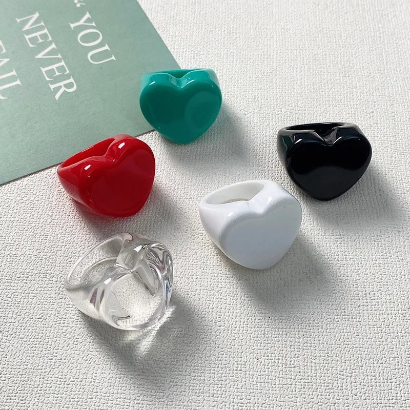 Anillos de corazón en resina acrílica para niña tono melocotón - imagen 2