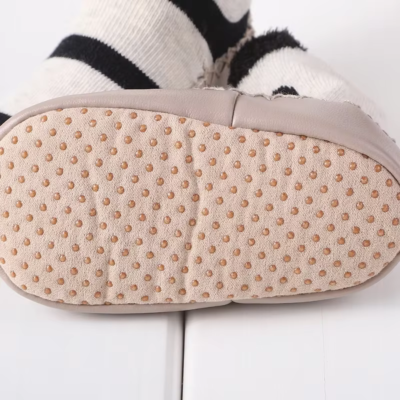Zapatillas de bebé de invierno con dibujos de animales y suela antideslizante - imagen 5