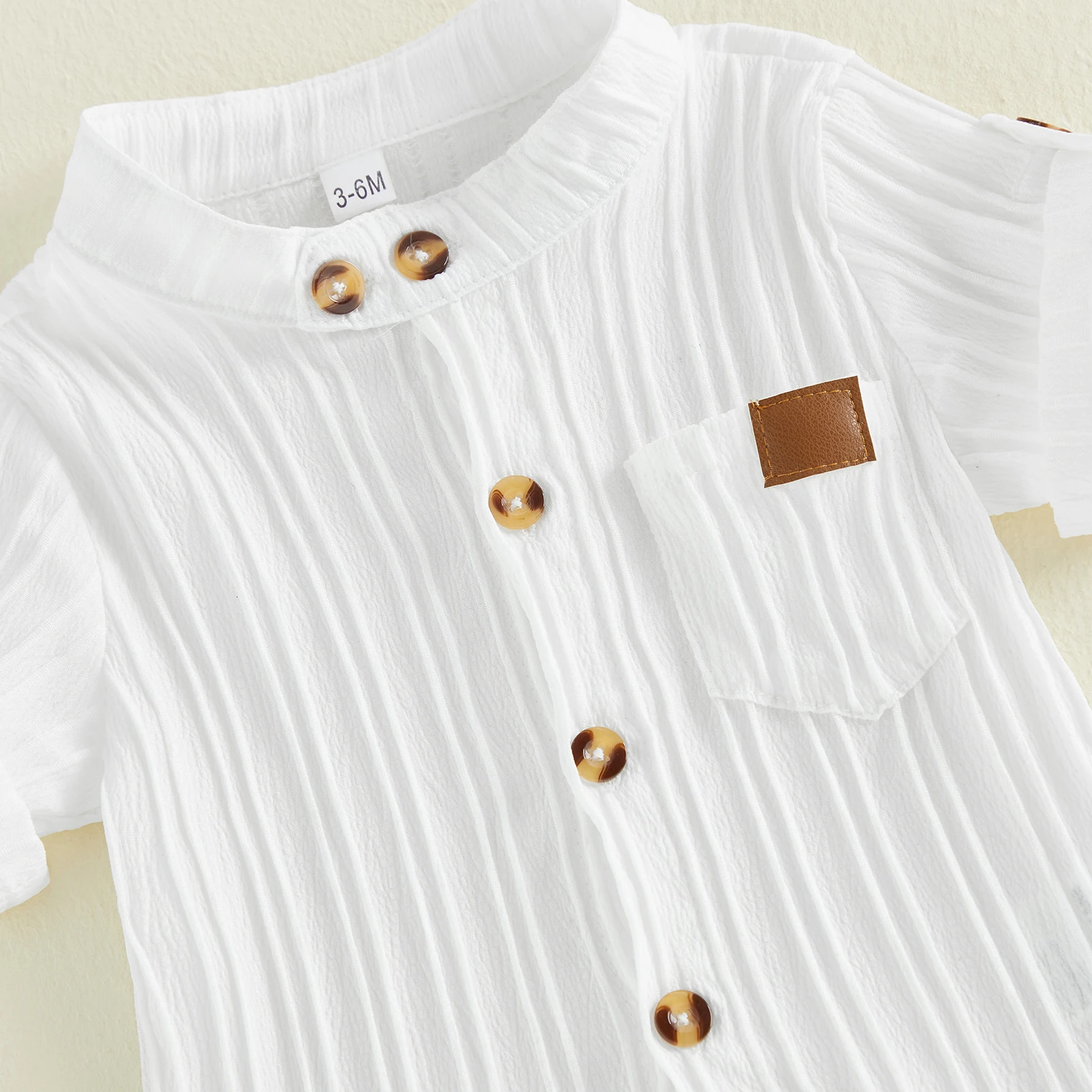 Conjunto de verano para bebé a rayas con botones y pantalón corto - imagen 5